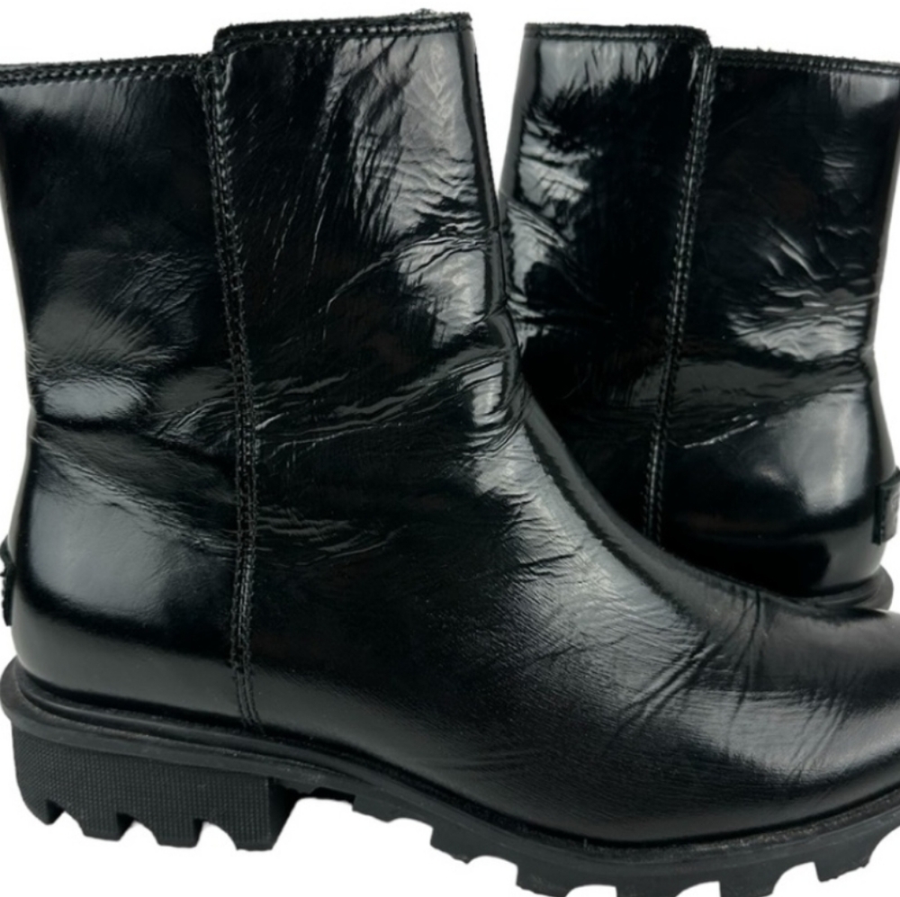 Sorel Patent Black Leather Phoenix Zip Up Boots Size 7